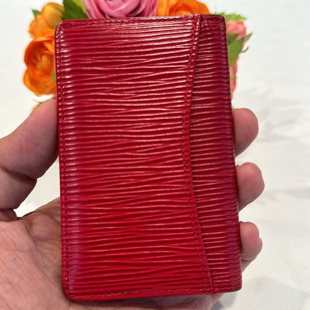 Authentic Louis Vuitton card case - Picture 2 of 6